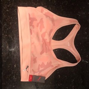 🍑NWT Puma Peachy Pink Camo Seamless Sport Bra🍑